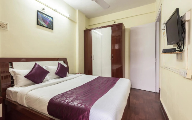 OYO Apartments Malad Raheja Complex Road