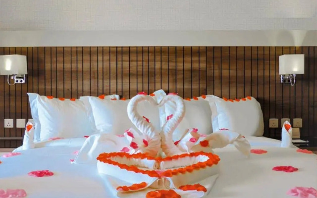 Season Star Hotel