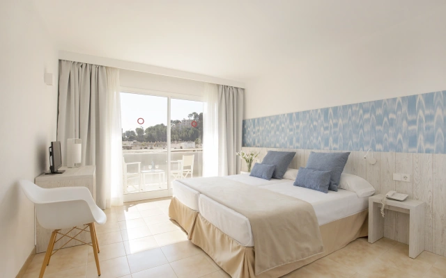 Hotel Tora