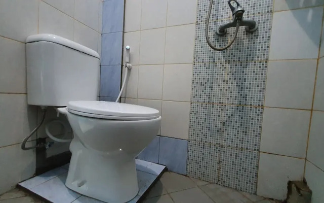 RedDoorz Syariah At Jl Pangeran Hidayatullah Cianjur