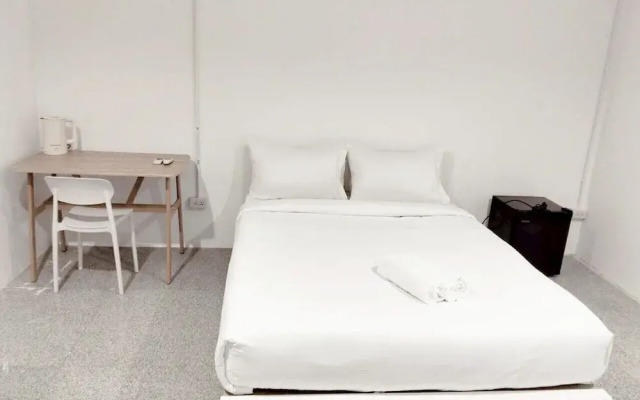 Mitr INN Sukhumvit 2 - BTS Nana