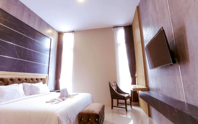 Giri Palma Hotel