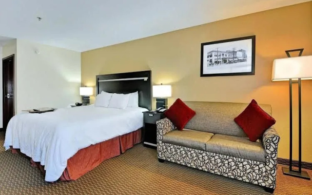 Homestead Inn East