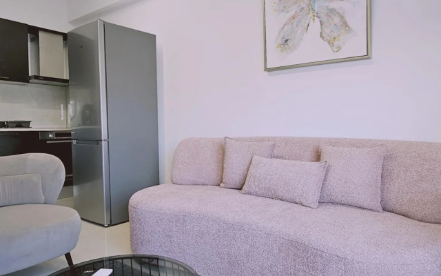 104 NIC - 402 Stay Cosmo City Suite