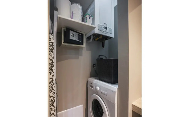 Sant'orsola Suites Apartments