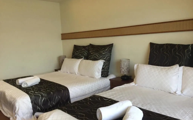 Ming Hu B&B (No elevator)
