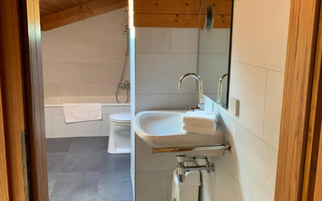 Ski und Therme 1