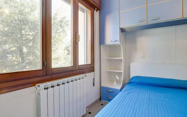 Lovely Apartment in Rosolina Mare Near Sea