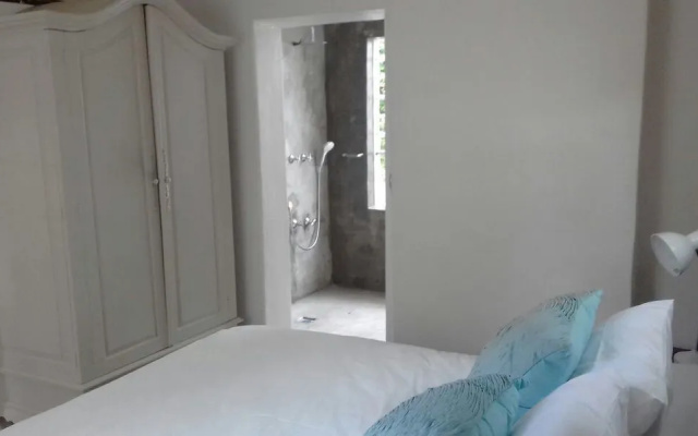 Karob House