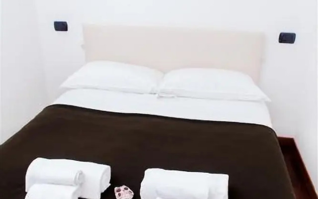 Bocconi Navigli Apartment With Terrace