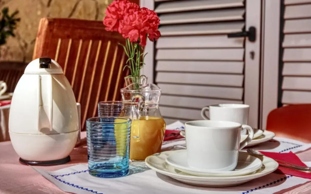 Hotel La Colina