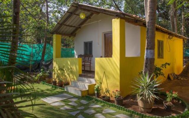 Отель Roadhouse Hostels Palolem Goa вид на фасад