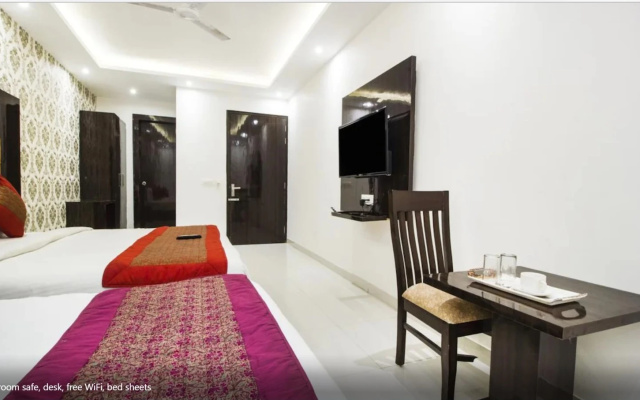 Hotel Iconic Suites by Excellent Hospitality