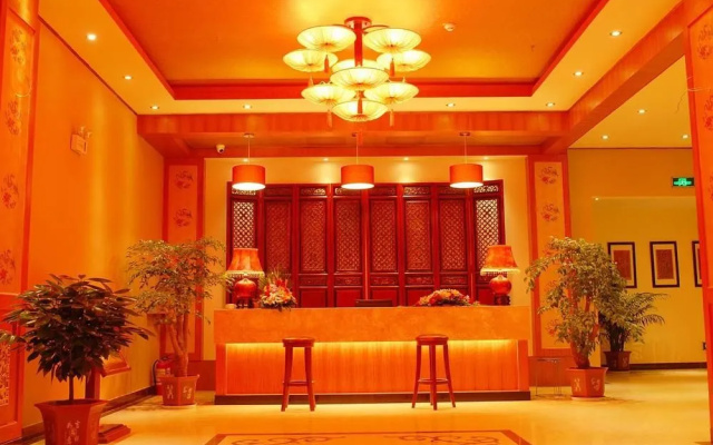 Kunming Impression Jinbi Hotel (Yunnan People's Hospital Branch)(昆明印象金碧酒店(云南省人民医院店))