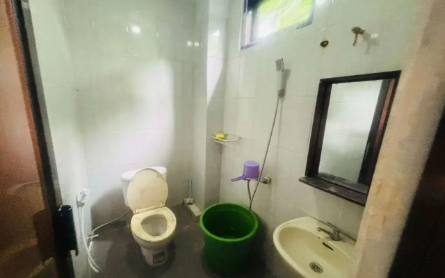 OYO 95097 Griya Asri Guest House
