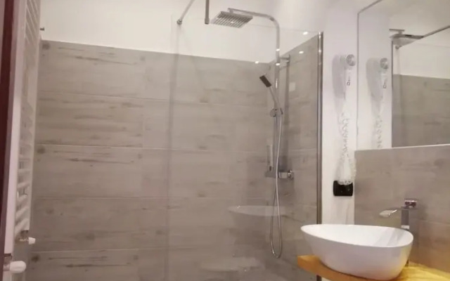 UP&B Rooms