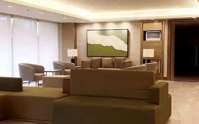 Acellyne's Suites at Green 2 Residences