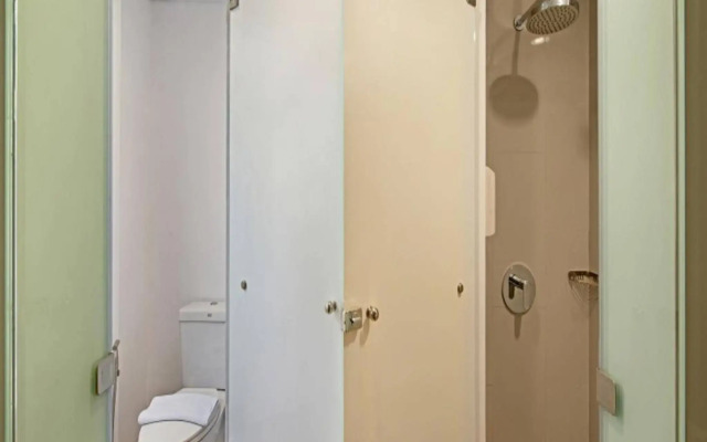 Whiz Prime Hotel Pajajaran Bogor