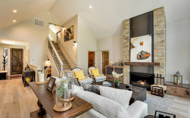 Grandview Manor