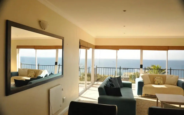 Blueline Villa
