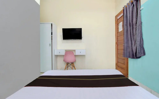 OYO 94919 Nay Guesthouse Dan Kost