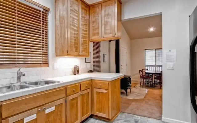 Scenic Wonders Eagles Nest 2 Bedrooms