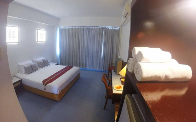 Phuket Town Inn Hotel Phuket (SHA Extra Plus)
