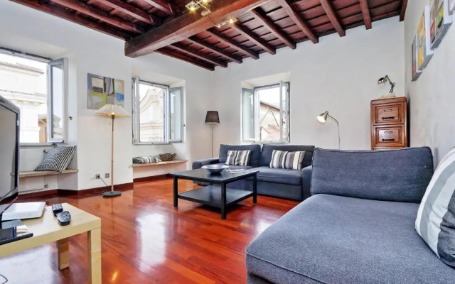 Farnese Apartment 1870