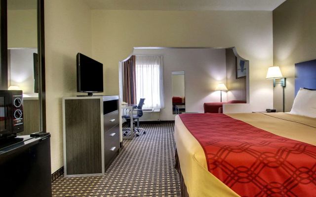 Econo Lodge Inn & Suites Diamondhead