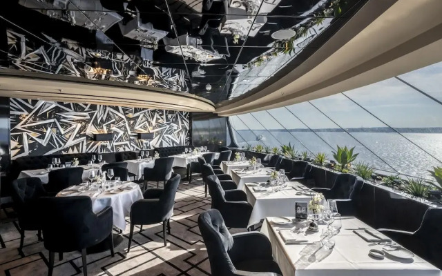 Arabian Cruise