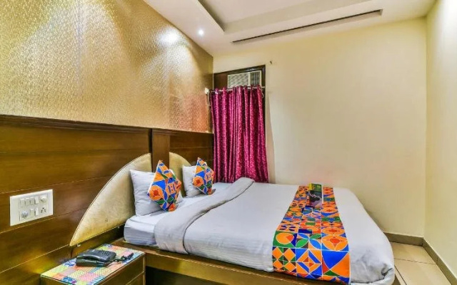 Hotel The Le Grand