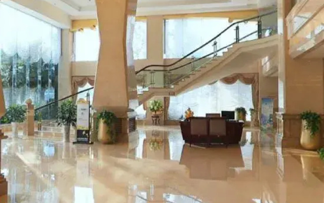 Jinqian Jiahua Hotel