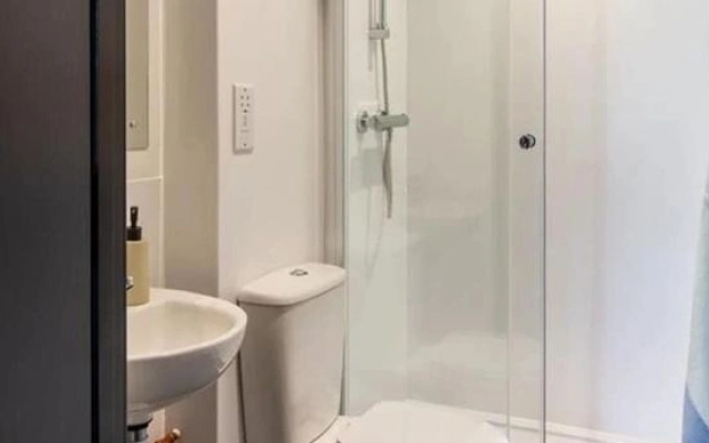 En Suite Rooms  Studios SHEFFIELD - SK
