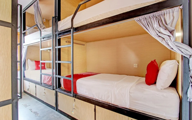 Hotel O Penak Malioboro Bunk Bed
