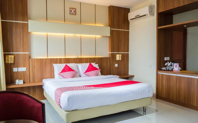 Aviari Hotel