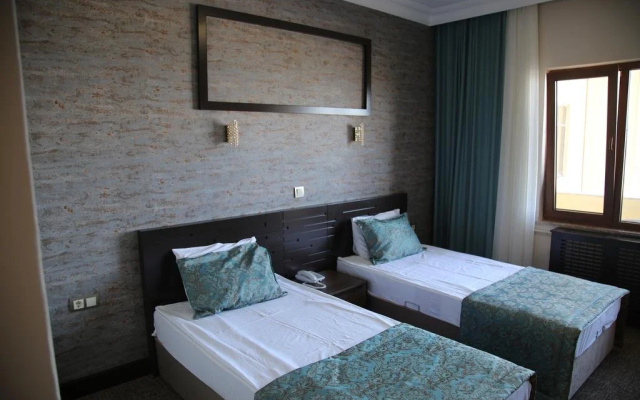 Omtel Hotel