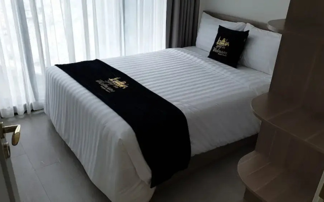 Stay In Vietnam Vinhomes Golden River