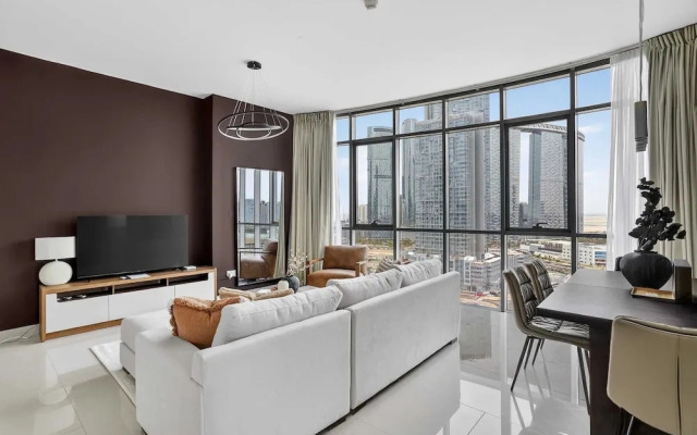 Silkhaus Modern 2bdr Flat in Julphar Tower