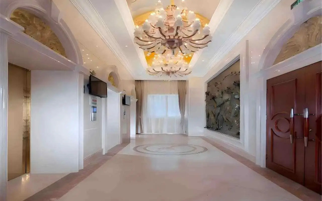 Vienna International Hotel (Dongguan Chashan, Yanxi Road)