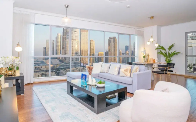 HomesGetaway-The Residences 3BR Downtown