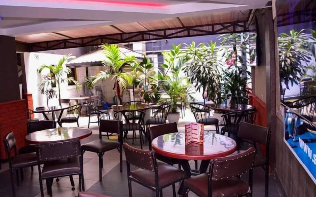 Hotel Mercury