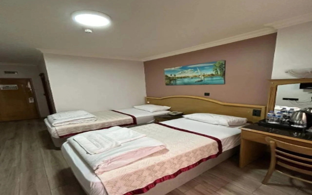 Nil Hotel