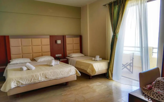 Kokoni Beach Hotel