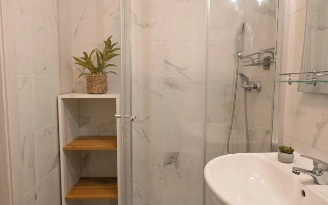 Camelia Seaview 1 Bd Apart In St Paul Bay