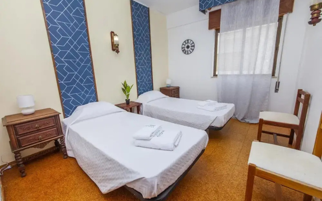 B78 - Fragoso Downtown Apartment