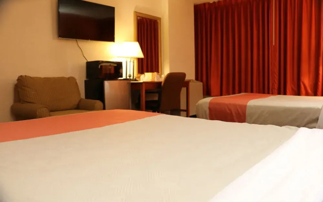 Motel 6 Tulsa Airport