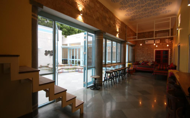 Jaipur Jantar Hostel