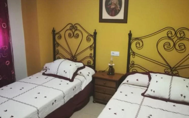 Hostal Canamares