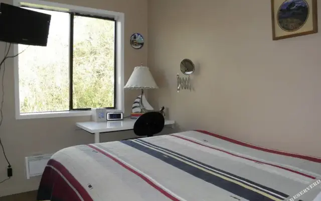 Sea Haven Motel & Guest House