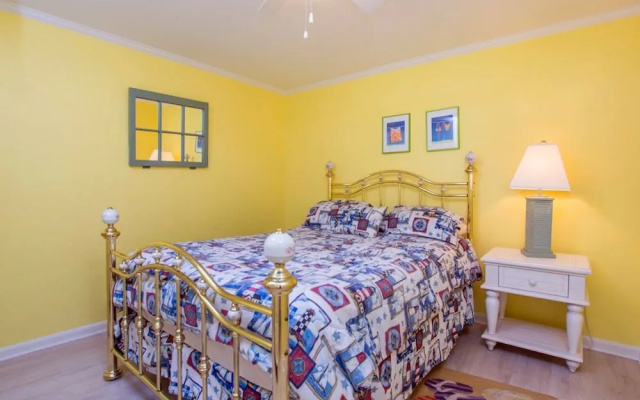 Makai 402 (bay View)